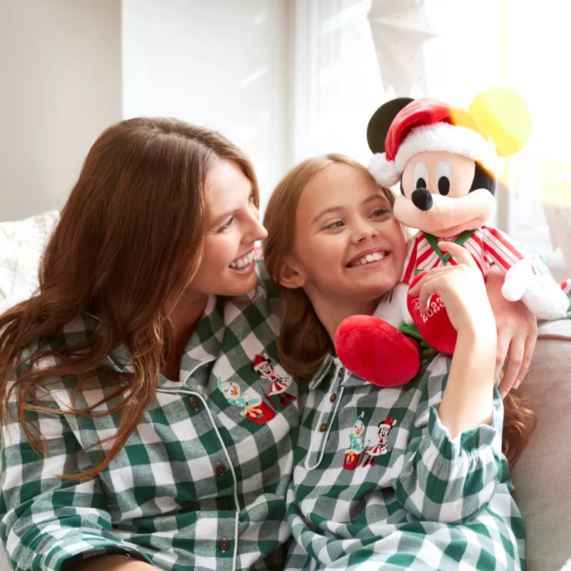Mickey Mouse Christmas 2023 Medium Soft Toy 5 Mickey Mouse Christmas 2023 Medium Soft Toy - Image 3