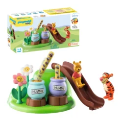 PLAYMOBIL Winnie The Pooh And Tigger's Bee Garden