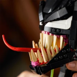 LEGO Marvel Venom Set 76187 -Toys Store 417167452632 3