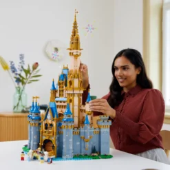 LEGO Disney: Disney Castle Collectible Set For Adults 43222 9 LEGO Disney: Disney Castle Collectible Set For Adults 43222 -Toys Store 417167453707 2