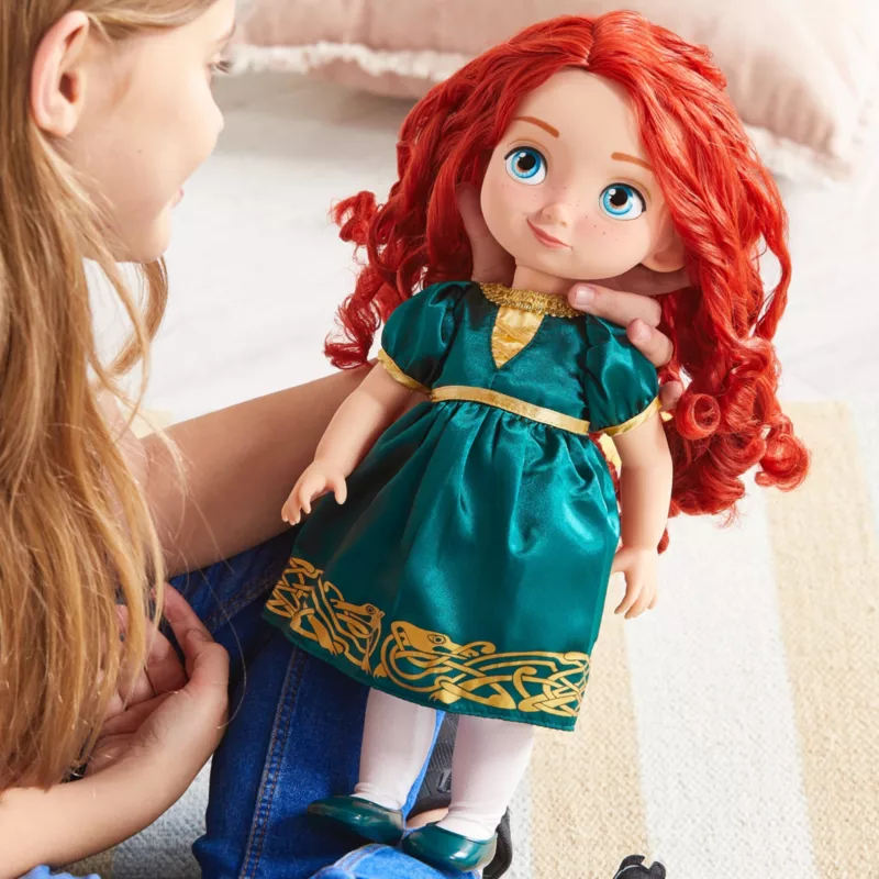 Disney Store Merida Animator Doll, Brave 4 Disney Store Merida Animator Doll, Brave - Image 2