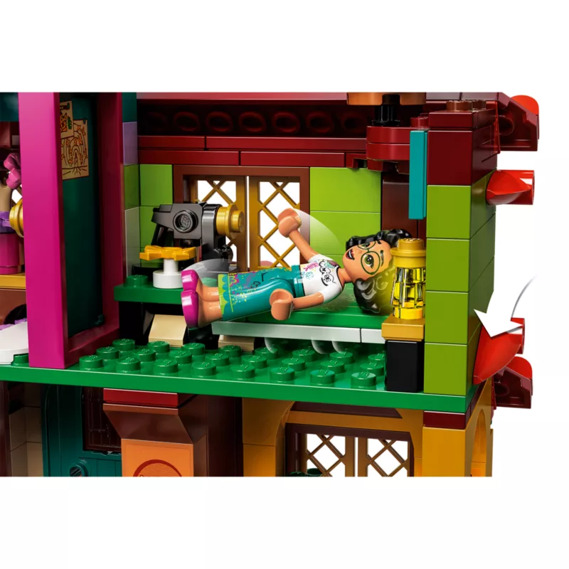 LEGO Disney Encanto The Madrigal House Set 43202 6 LEGO Disney Encanto The Madrigal House Set 43202 - Image 4
