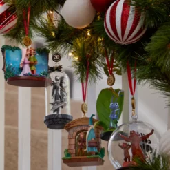 Robin Hood 50th Anniversary Limited Release Legacy Sketchbook Ornament 11 Robin Hood 50th Anniversary Limited Release Legacy Sketchbook Ornament -Toys Store 465064216918 4